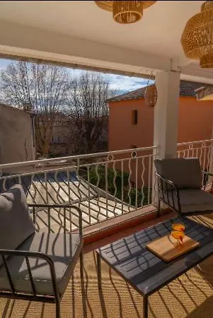 Deux Avec Terrasse Dans Le Centre D'aix En Provence Aix-en-Provence